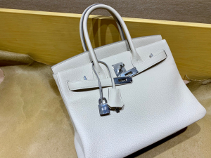 BK 30cm togo 皮 10 Carrie 奶昔白/银扣