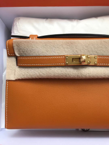 MiniKL pochette 1H toffee 太妃糖 Swift calfskin Gold hardware