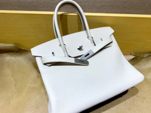 BK 30cm togo 皮 10 Carrie 奶昔白/银扣
