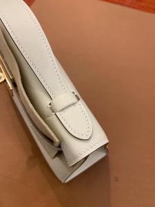 现货 mini kl pochette 22 一代 ck10奶昔白 craie swift 金扣 stamp Z