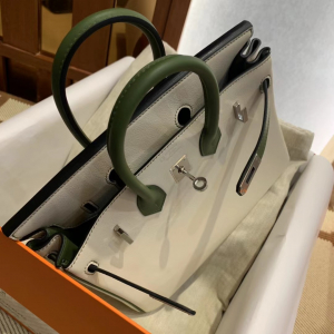 BK25 羊毛白拼森林绿swift 银扣，一级手工缝制