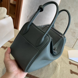Canada HM Mini Handbag 26cm Clemence cc63 vert amande 杏綠色 金扣