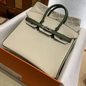 BK25 羊毛白拼森林绿swift 银扣，一级手工缝制