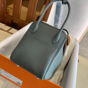 Canada HM Mini Handbag 26cm Clemence cc63 vert amande 杏綠色 金扣