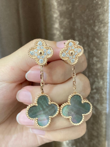 Magic Alhambra Earrings in 18k Pink Gold set with 2 motifs of Mother-of-pearl and Diamonds