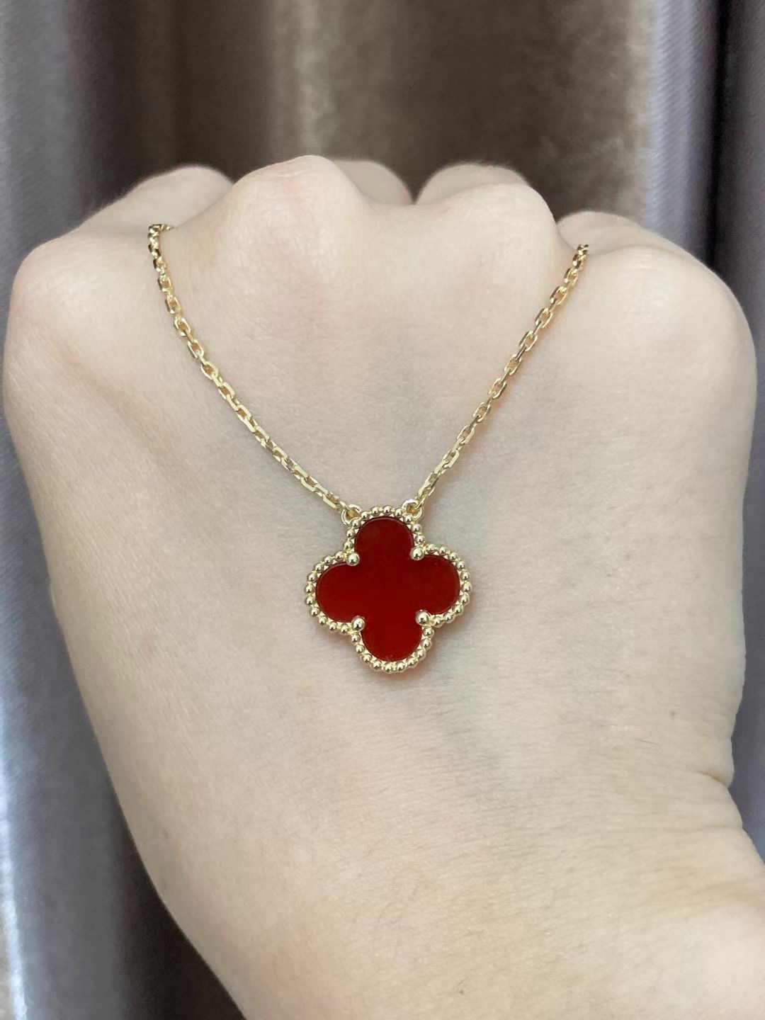 VAN CLEEF & ARPELS PURE ALHAMBRA medium necklace Red color