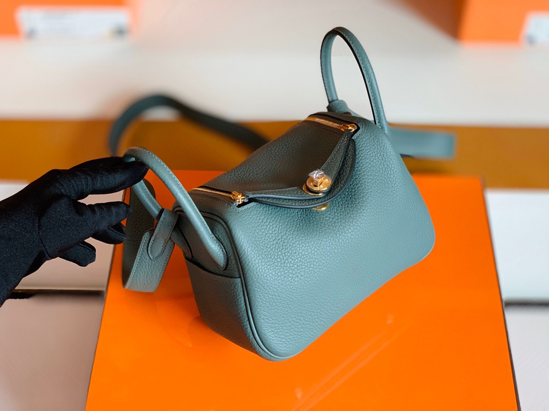 Canada HM Mini LD Handbag 19cm Clemence cc63 vert amande 杏綠色