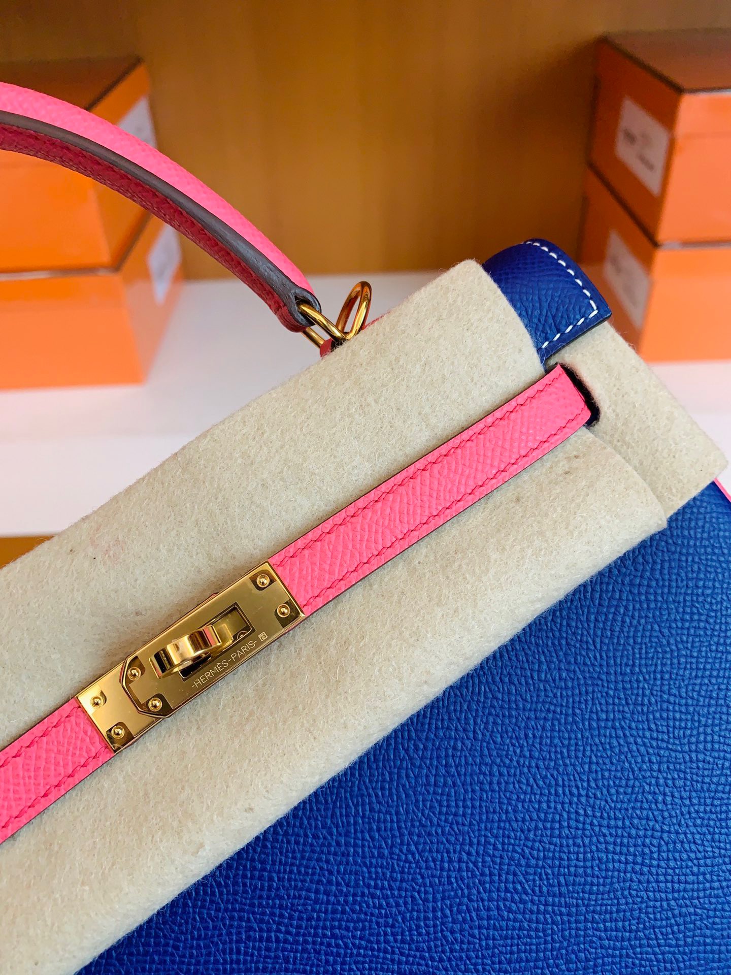 Kuwait shop KL 25cm rose azalee 8W唇膏粉拼 7T blue electric 电光蓝 Epsom皮 金扣 内缝 拼色
