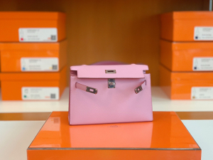 HM kl pochette 现货 Minikl 一代 22cm晚宴包 X9 锦葵紫 Epsom皮 银扣❤