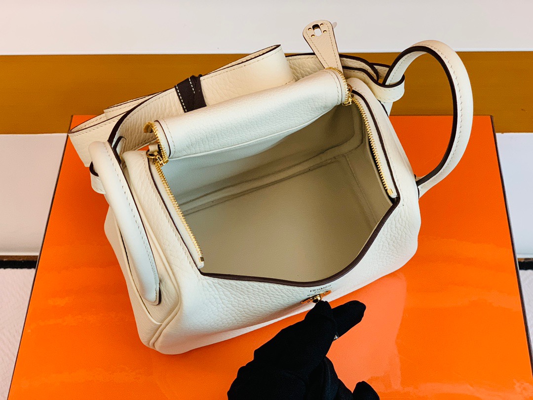 Qatar Doha HM LD mini Clemence CK10 Craie 奶昔白