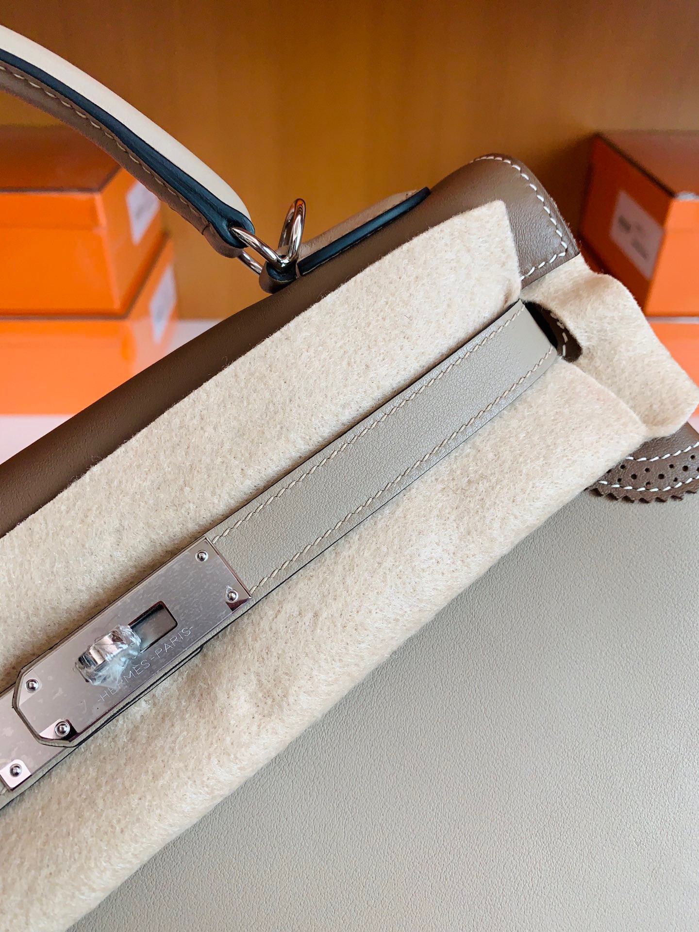 爱马仕凯莉包蕾丝款HM KL bag 32 Swift calfskin CK18大象灰拼接钻石灰