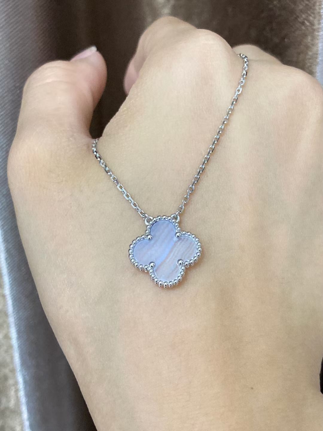 VAN CLEEF & ARPELS PURE ALHAMBRA medium purple chalcedony clover necklace