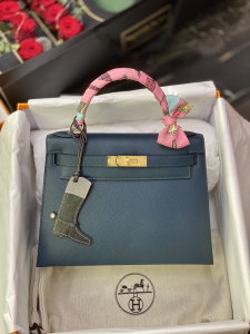 HM Hong Kong Factory Handmade