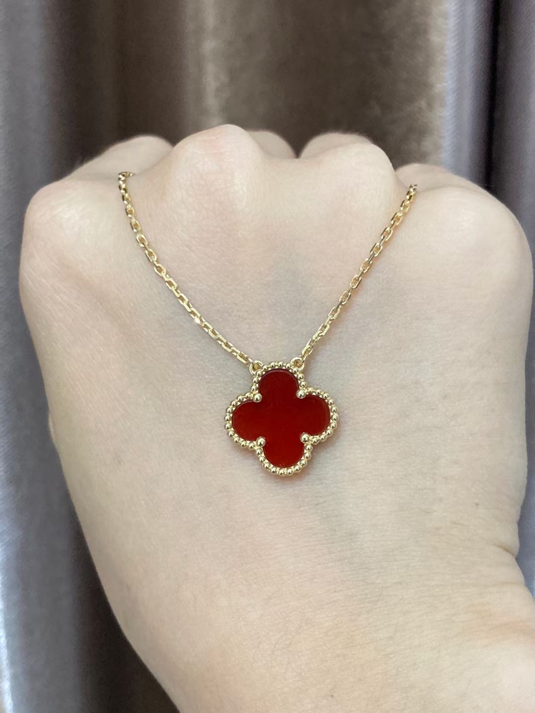 VAN CLEEF & ARPELS PURE ALHAMBRA medium necklace Red color