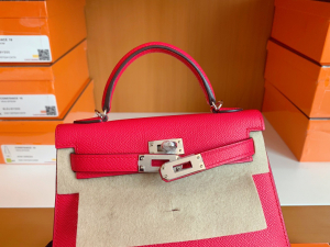 KL II Sellier 19cm （mini 二代）i6 极致粉 epsom皮 银扣  新鲜出货