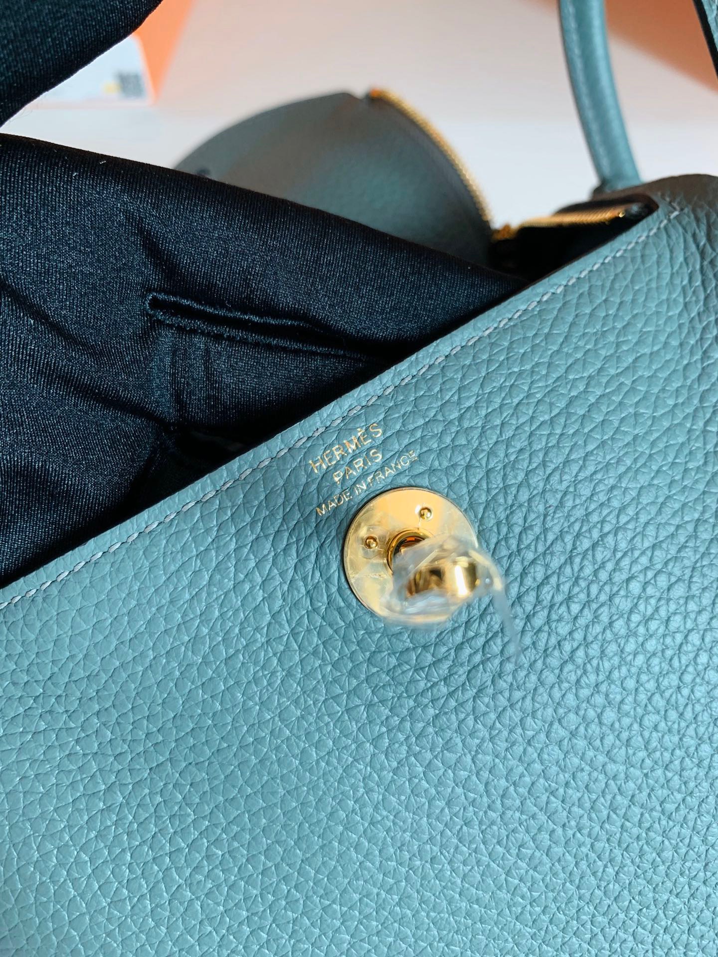 Canada HM Mini LD Handbag 19cm Clemence cc63 vert amande 杏綠色