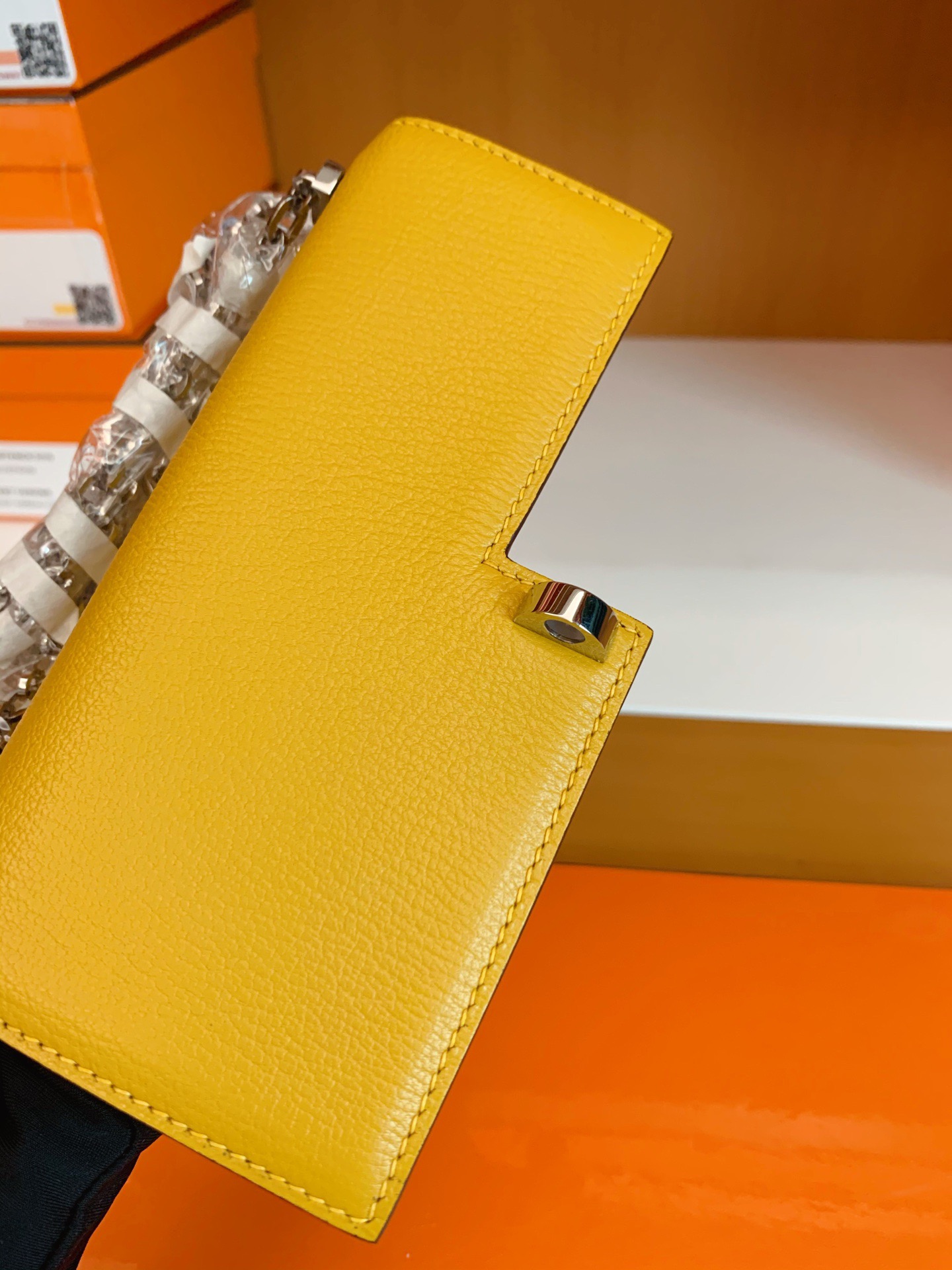 Herems mini VR Chaine bag 小号17 山羊皮 Chevre 9D琥珀黄银扣