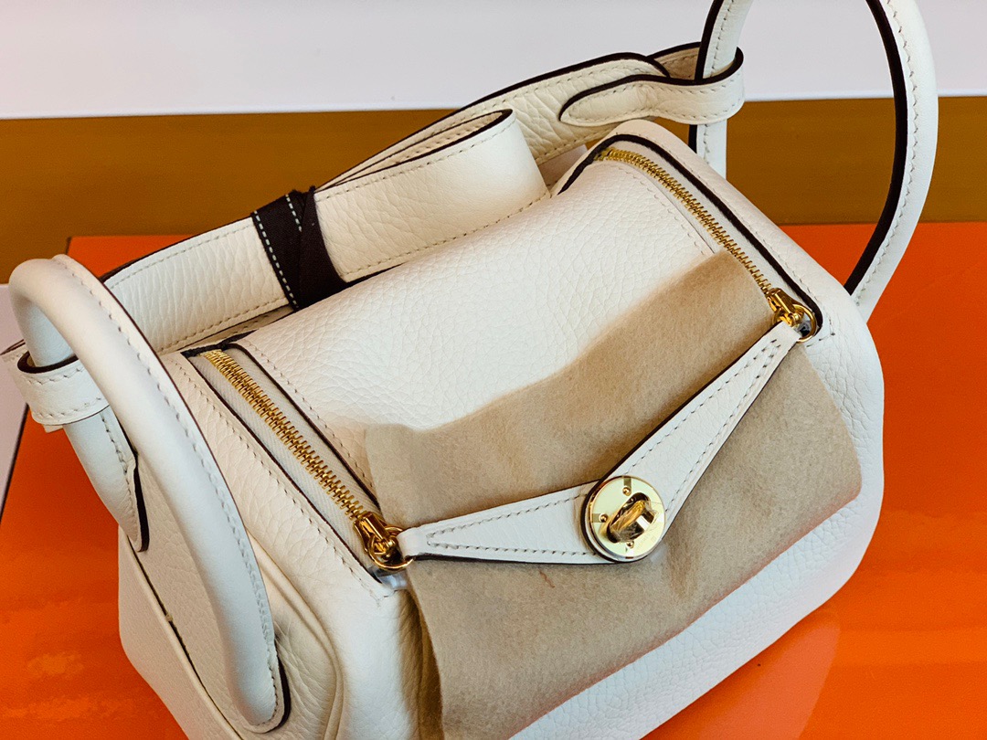Qatar Doha HM LD mini Clemence CK10 Craie 奶昔白