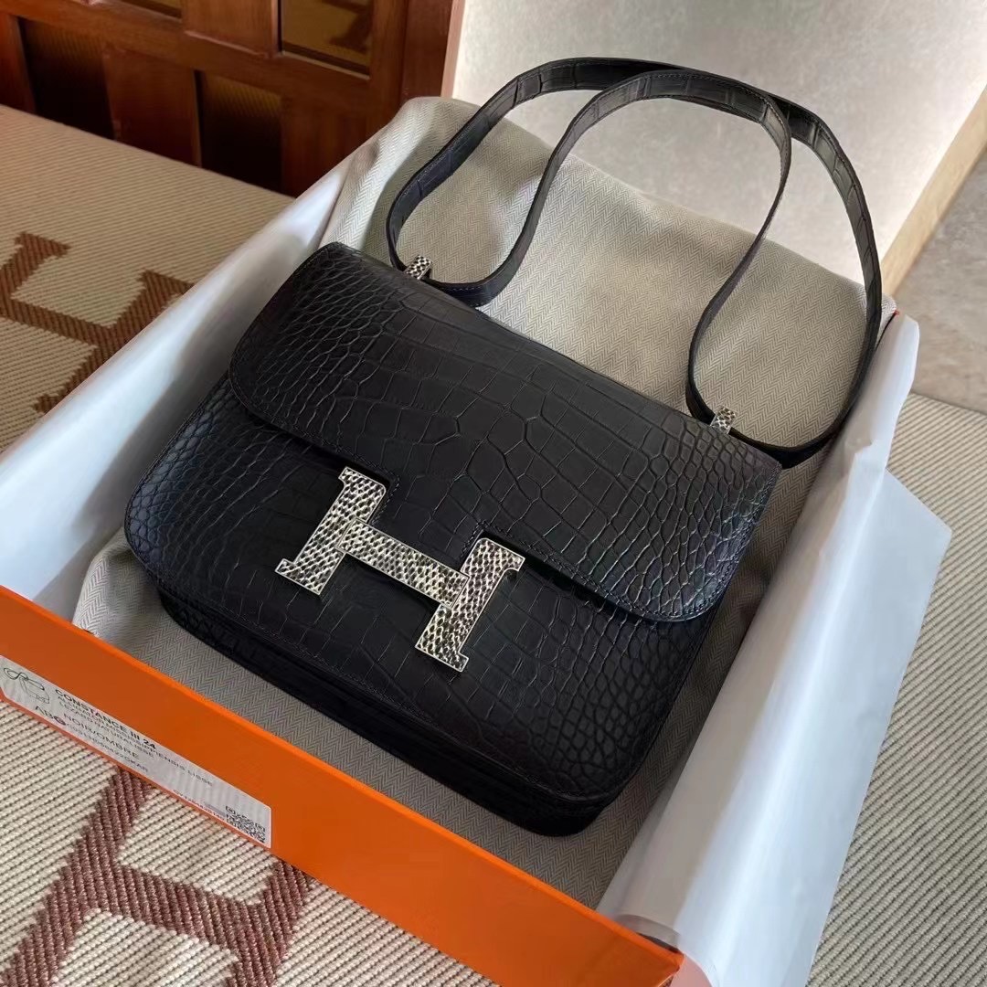Dubai HM Constance 24cm 89 Noir Matte Alligator Crocodile 配蜥蜴扣