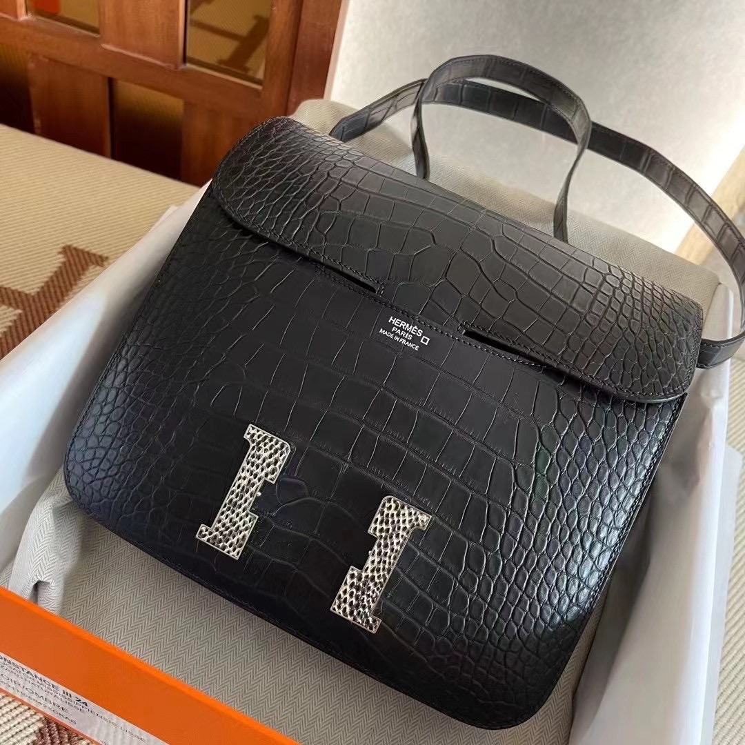 Dubai HM Constance 24cm 89 Noir Matte Alligator Crocodile 配蜥蜴扣