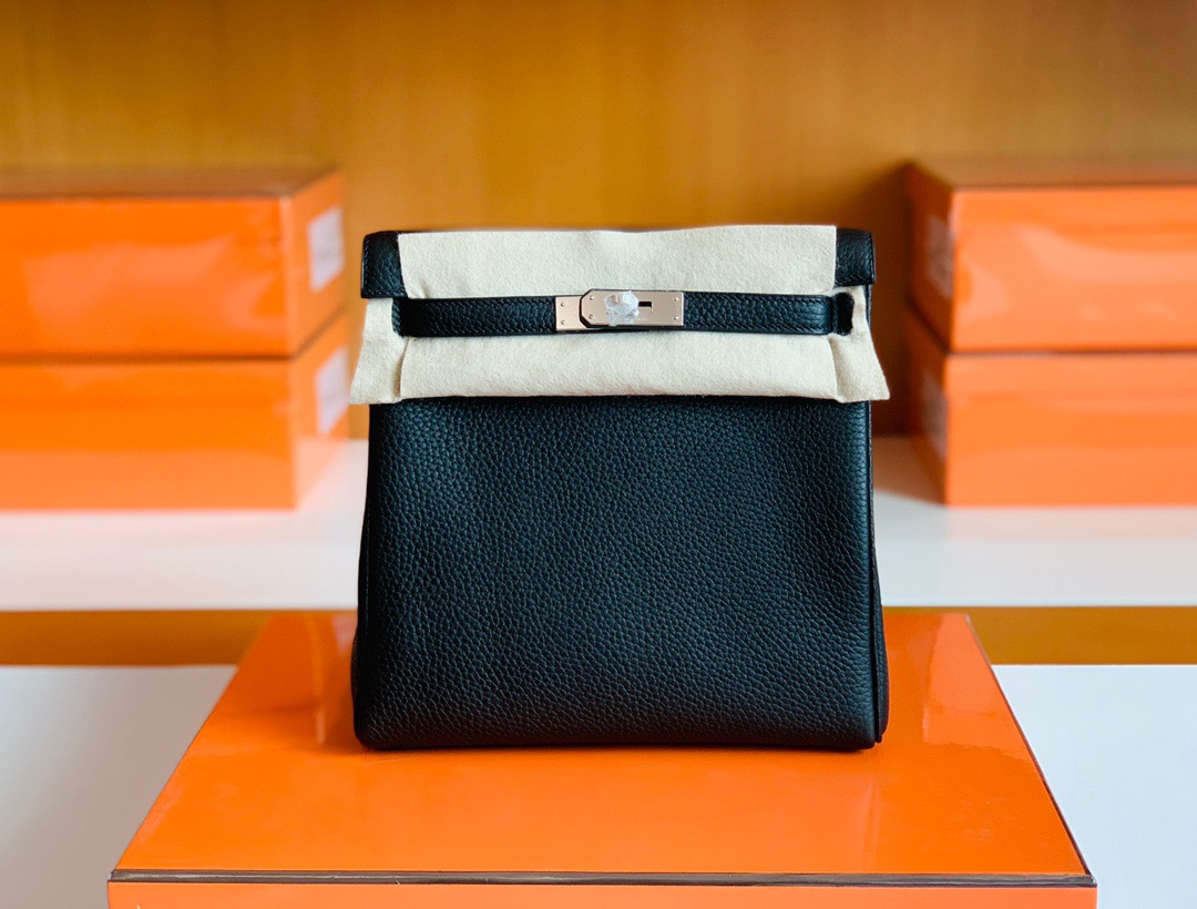 Hong Kong HM KL Ado Backpack Bags 89 Noir TC