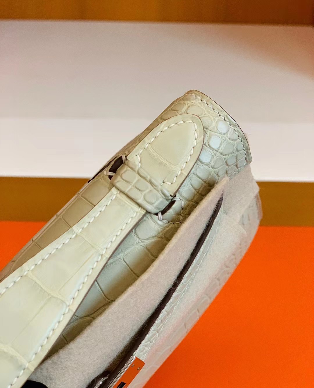 HM KL Pochette Touch Matte Alligator Crocodile Y1 Vanille Barenia Natural