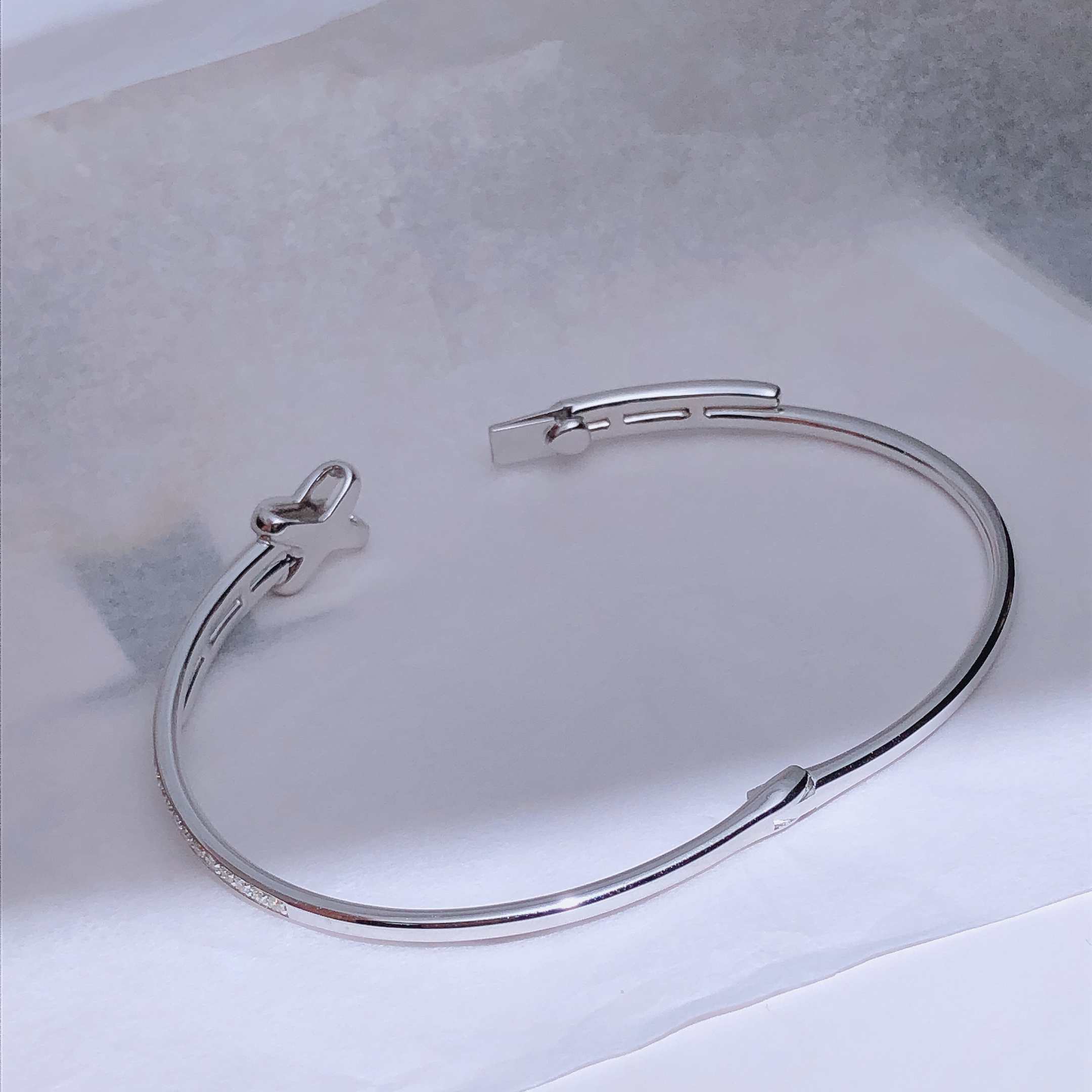 CHAUMET WHITE GOLD BRACELET WITH FULL DIAMONDS