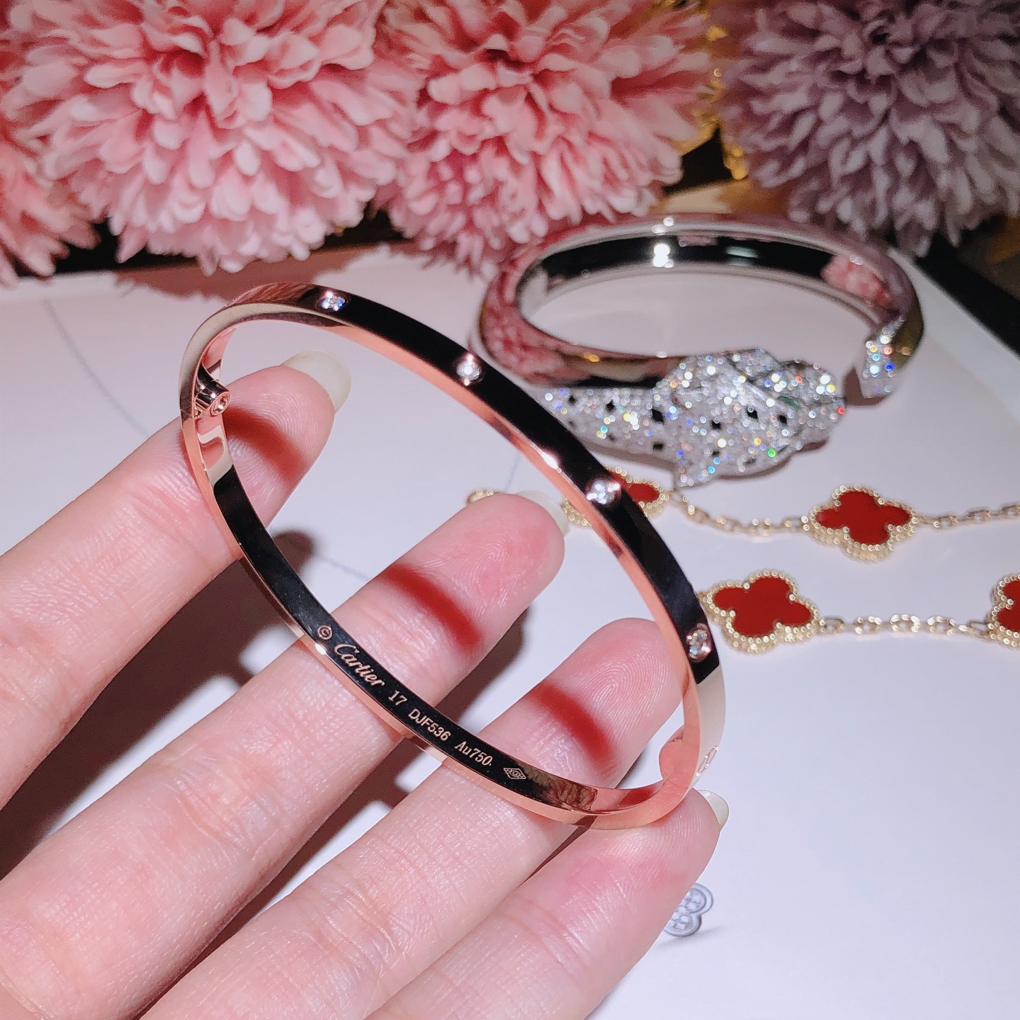LOVE BRACELET SMALL MODEL 10 DIAMONDS