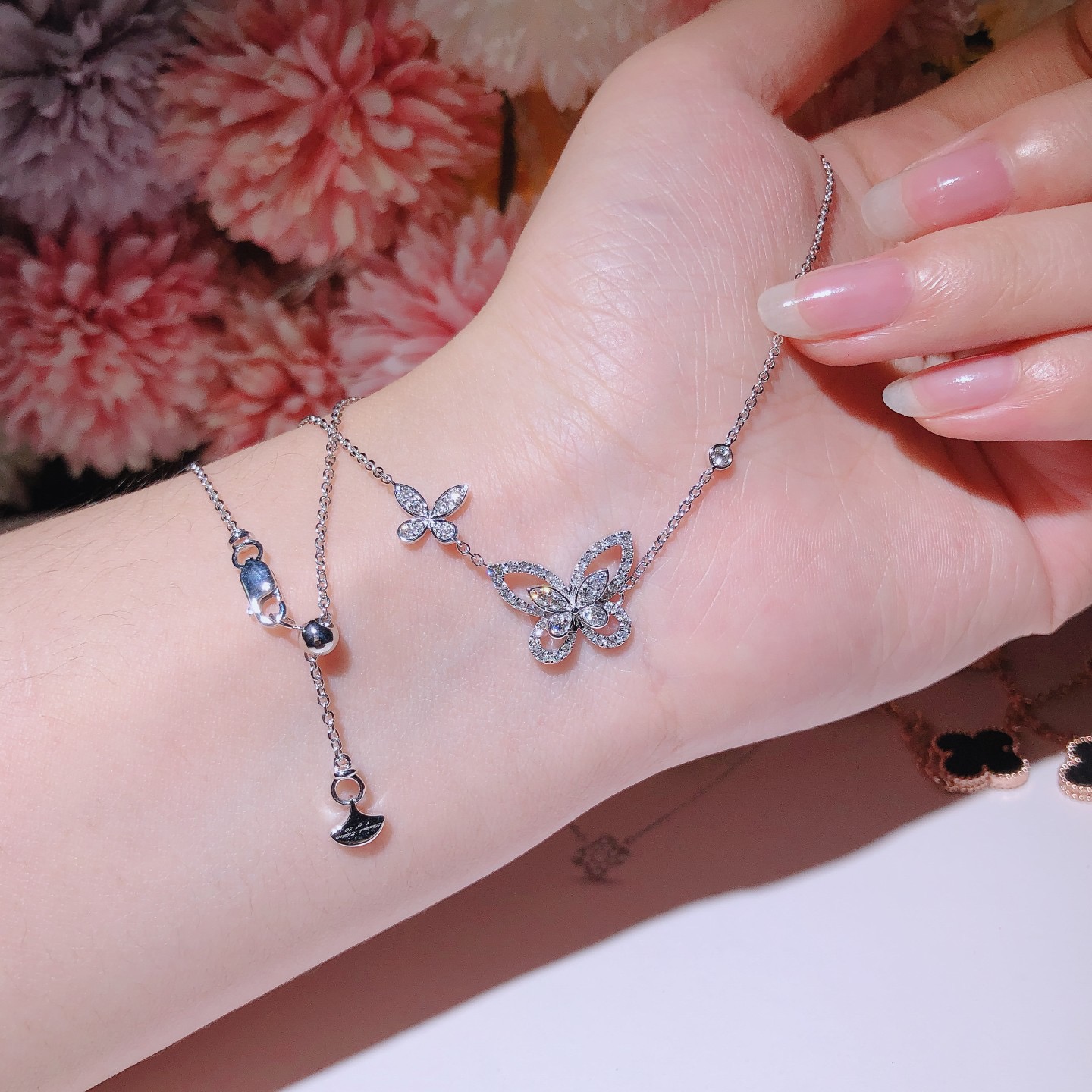 GRAFF Double Butterfly Silhouette Diamond Pendant