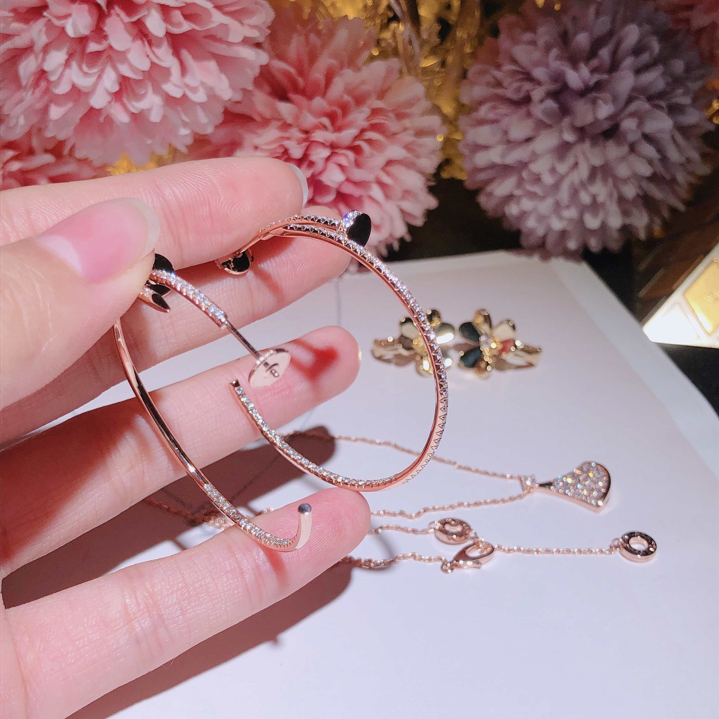 France Cartier 18k gold Juste Un Clou earrings with Diamond
