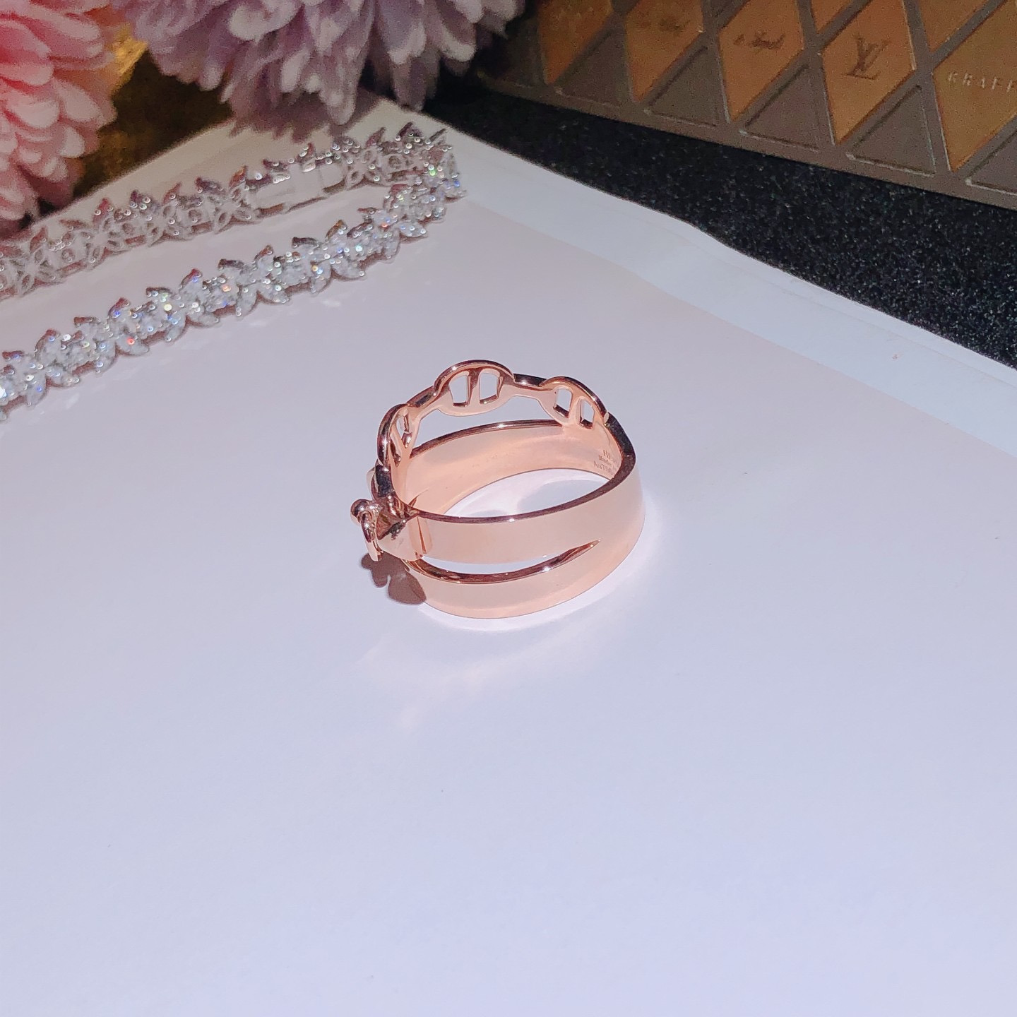 HM Rings 18k Gold with Diamond