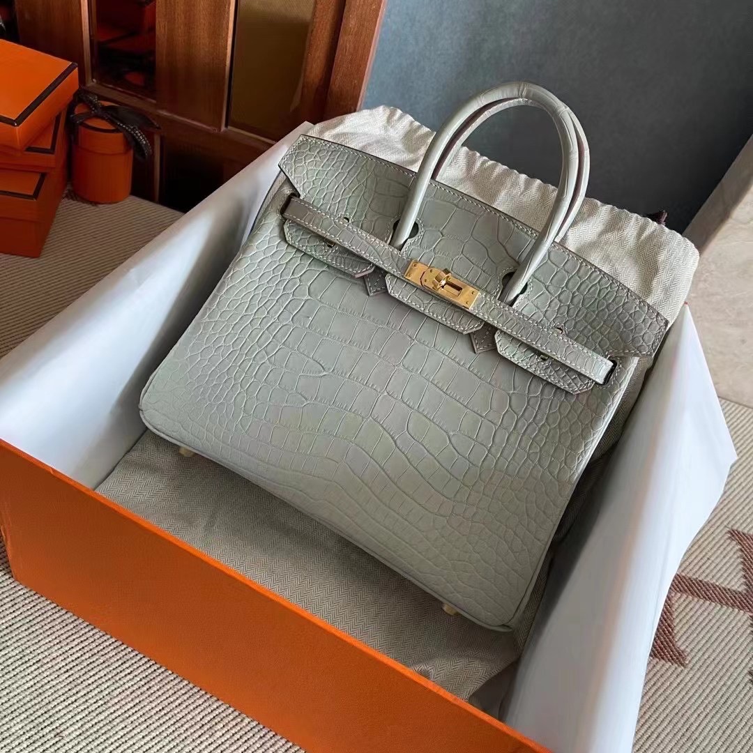 BK 25 Mist Face Alligator 80 Pearl Grey Gold Buckle Spot
