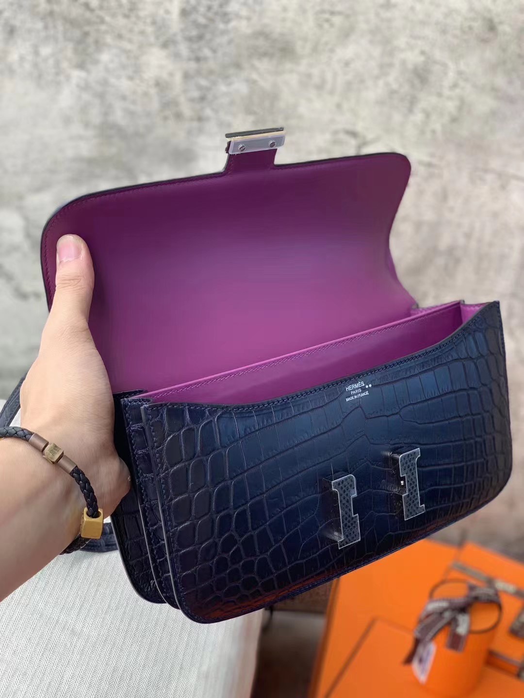 Constance  26 尼罗鳄  深海蓝内拼紫 Blue Marine / Noir , Nilo Crocodile