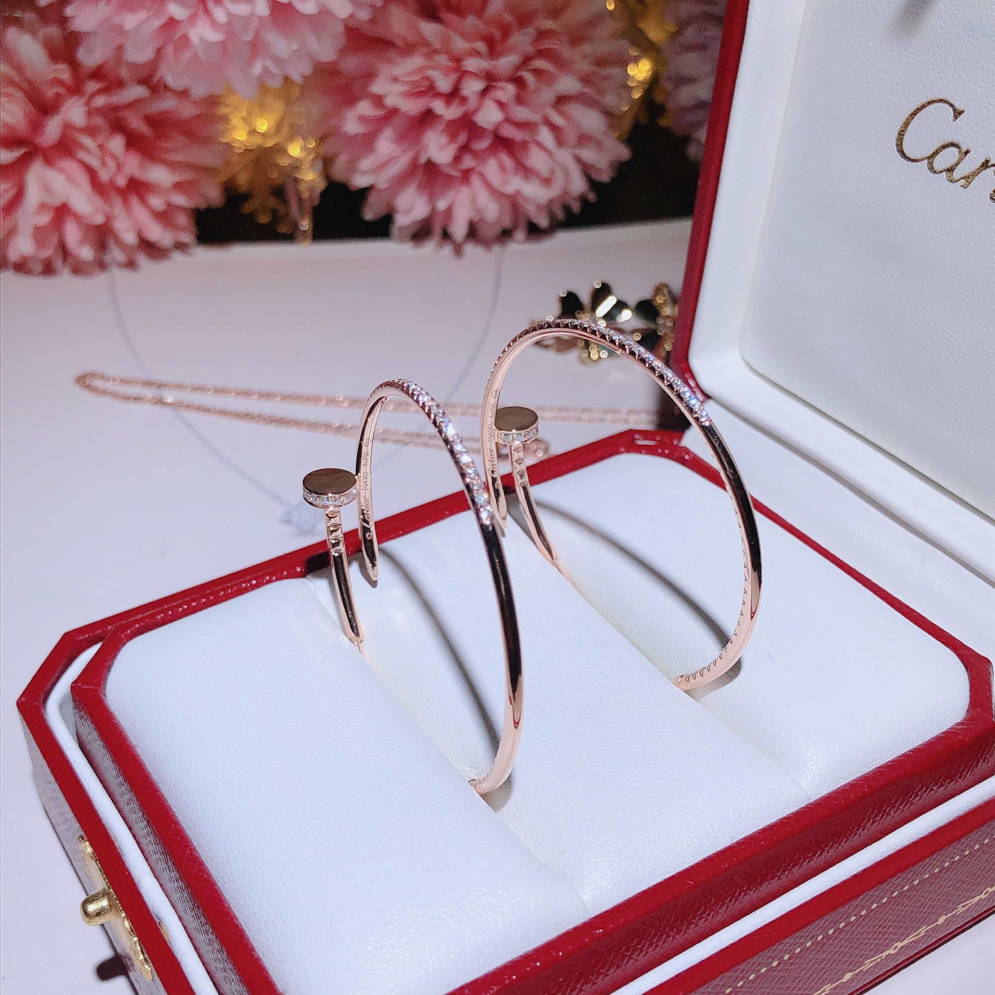 France Cartier 18k gold Juste Un Clou earrings with Diamond