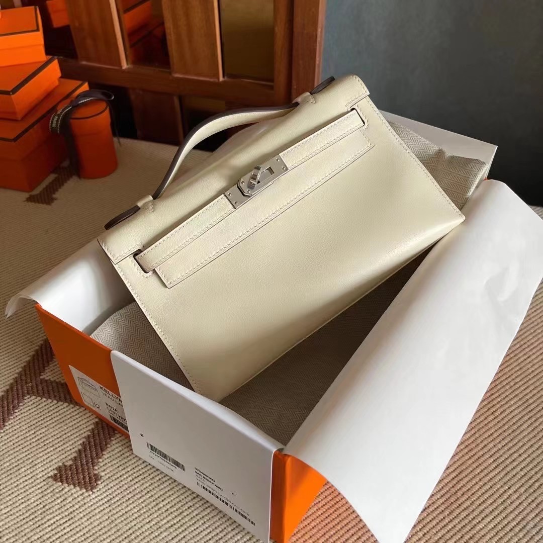 KL pochette swift i2奶油白  银