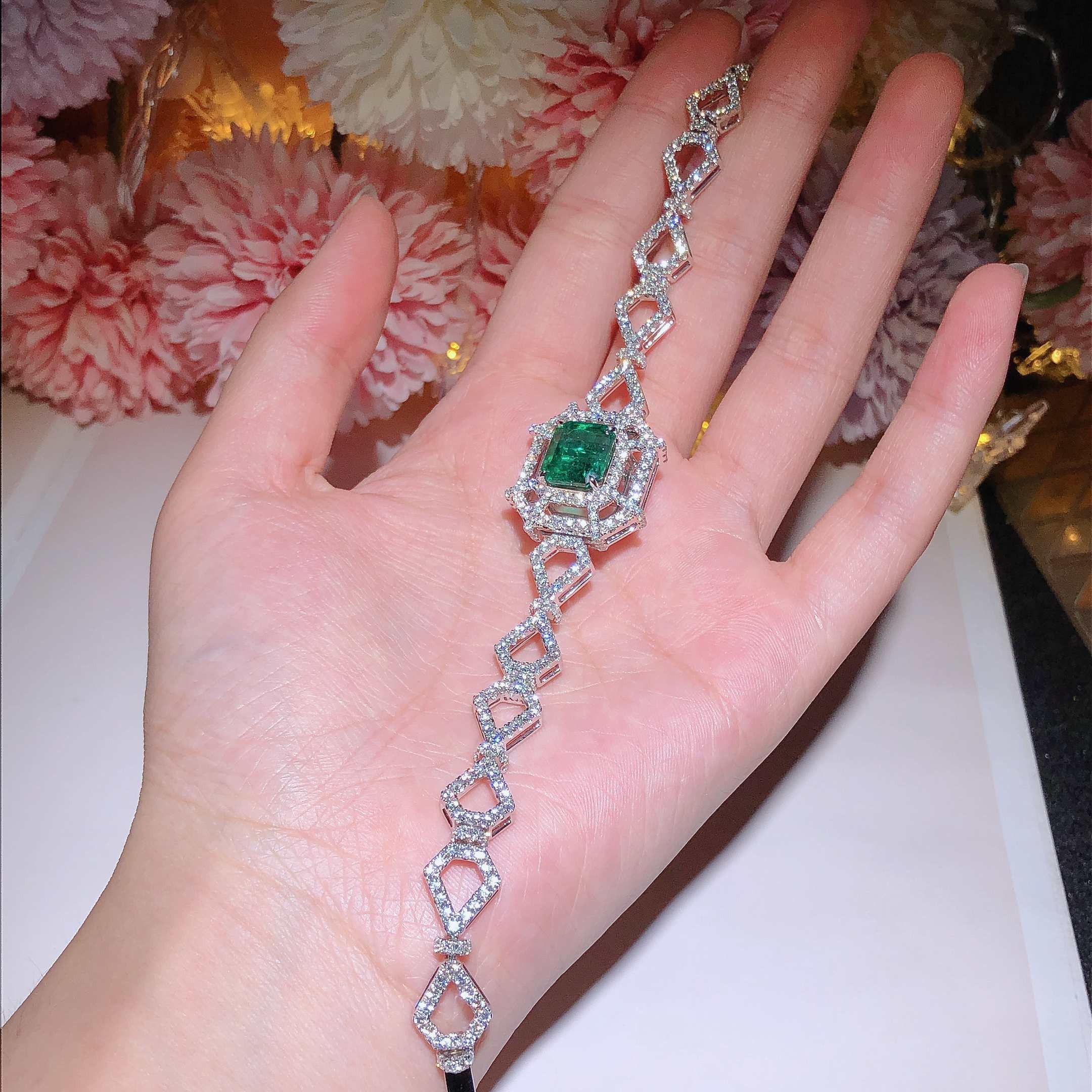 Canada Emerald Bracelet 18k Gold Set with Natural Diamonds + Emeralds