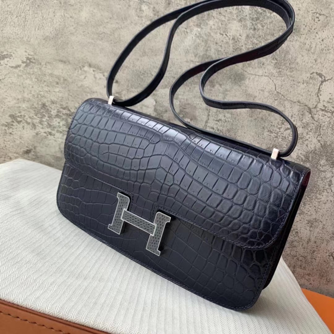 Constance  26 尼罗鳄  深海蓝内拼紫 Blue Marine / Noir , Nilo Crocodile