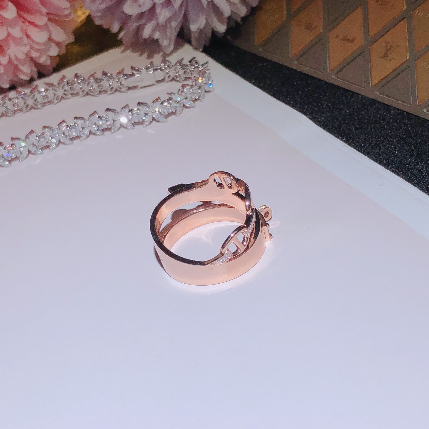 HM Rings 18k Gold with Diamond