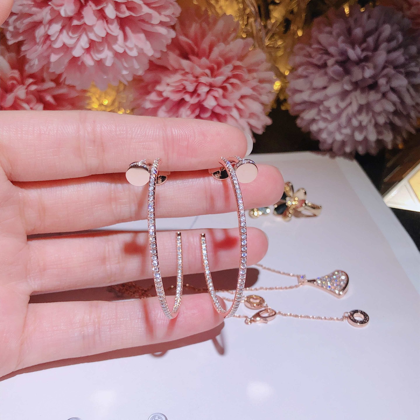 France Cartier 18k gold Juste Un Clou earrings with Diamond