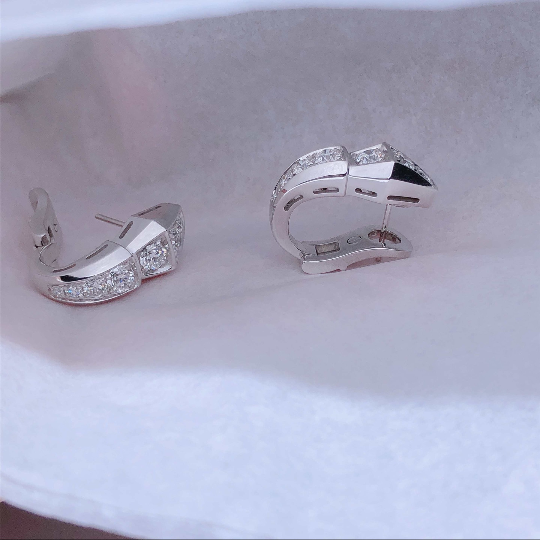BVLGARI SERPENTI VIPER EARRINGS with diamond
