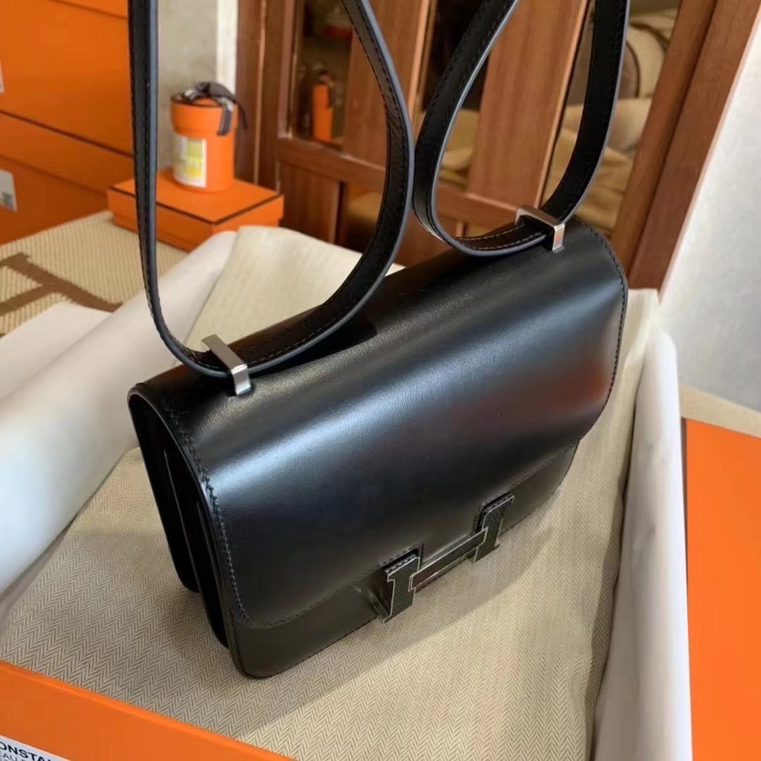 爱马仕康斯坦包 空姐包 HM Constance 18 Box calfskin CK89黑色 蜥蜴扣