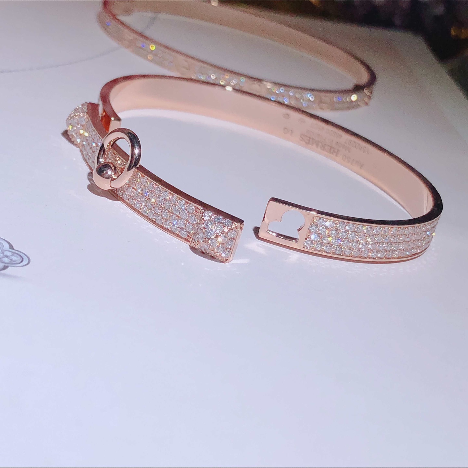 HM full diamond bracelet 18k gold with natural diamonds