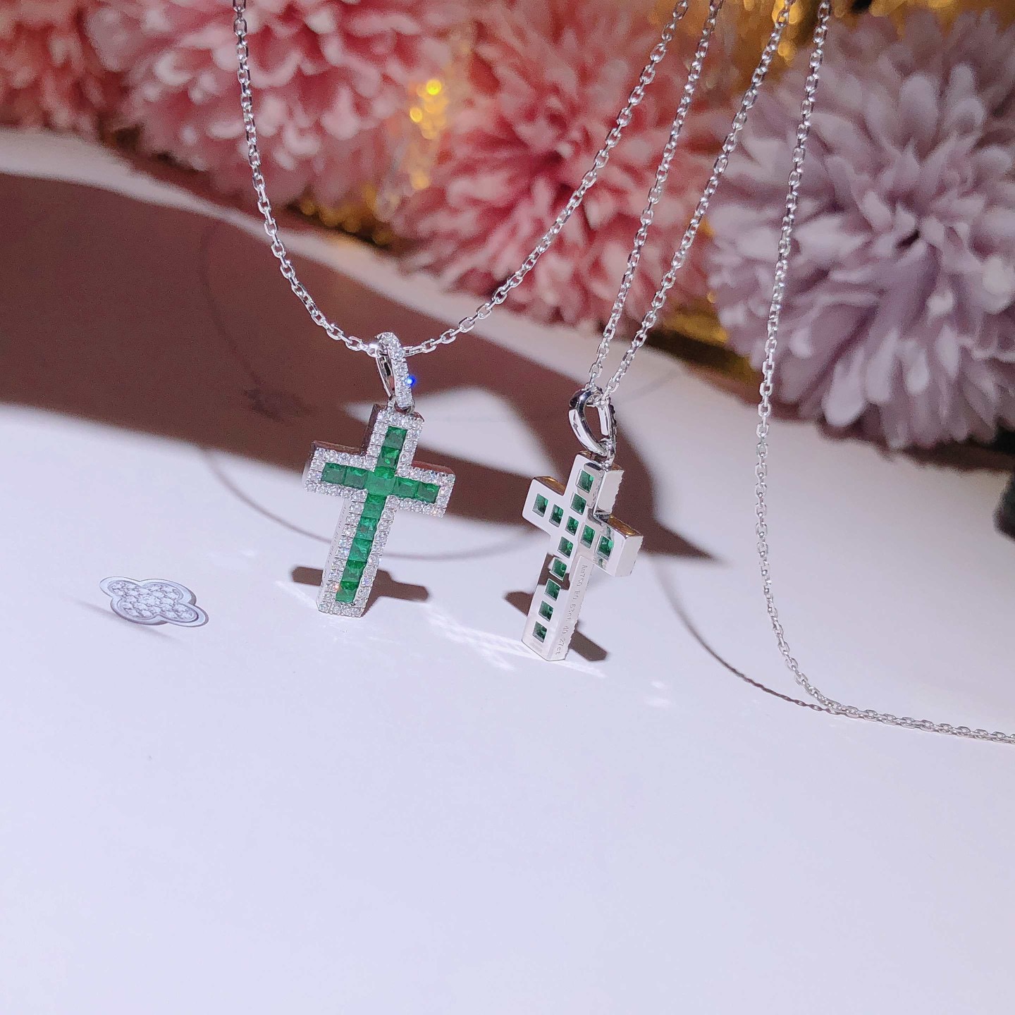 Kuwait Shop Emerald Necklace 18k White Gold Set with Natural Diamonds ➕ Emerald Gems