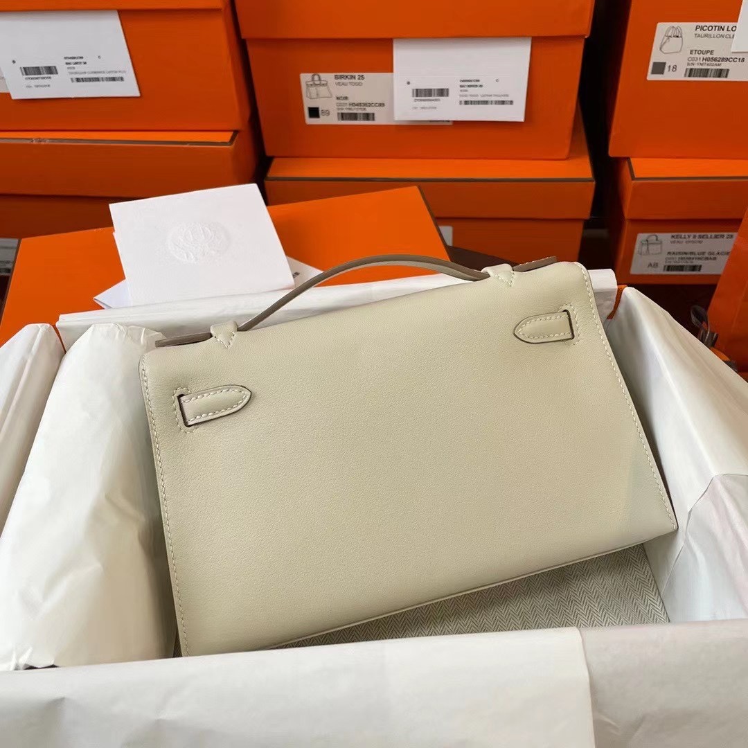 Kuwait HM KL pochette 22 Swift皮 Craie 10奶昔白 金扣