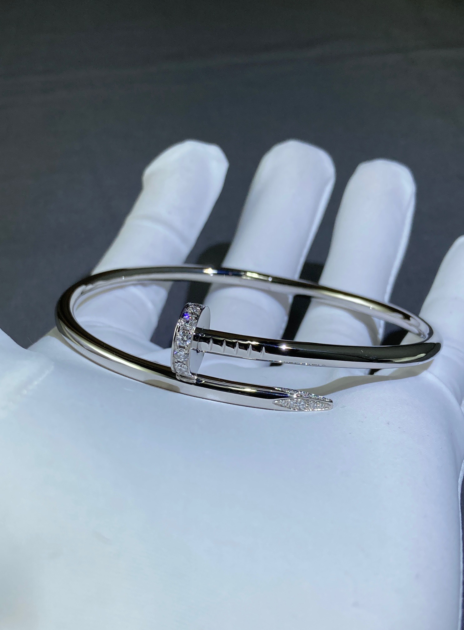 JUSTE UN CLOU BRACELETS white gold with diamonds