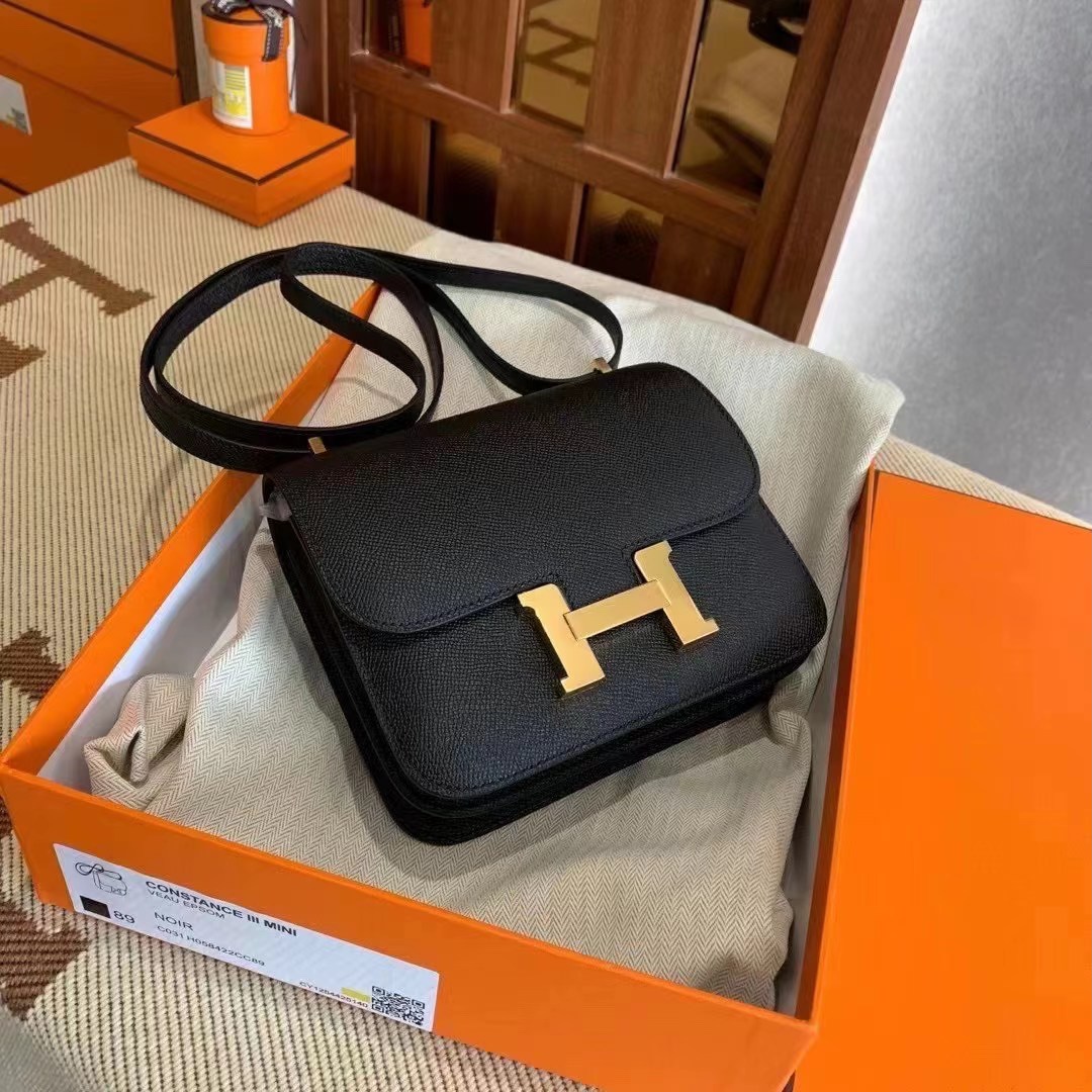 Saudi Arabia Dammam HM Constance 19 Epsom CC89 Noir 黑色