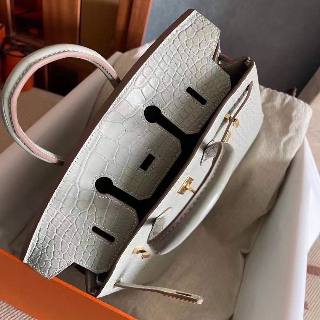 BK 25 Mist Face Alligator 80 Pearl Grey Gold Buckle Spot