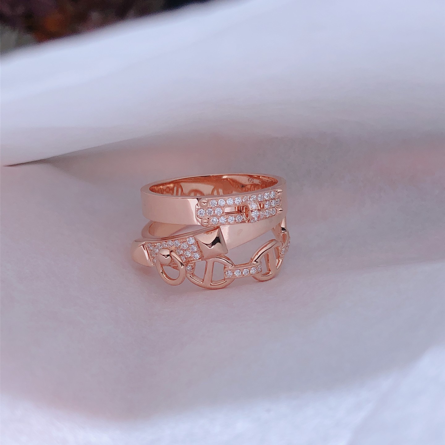 HM Rings 18k Gold with Diamond