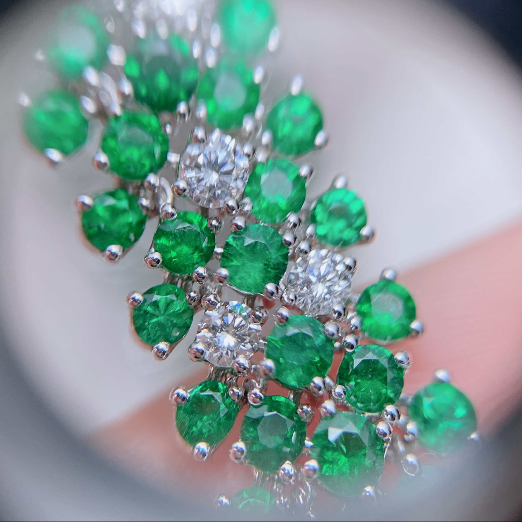 Kuwait Shop Emerald Bracelet 18k White Gold Set with Natural Diamonds ➕ Emerald Gems