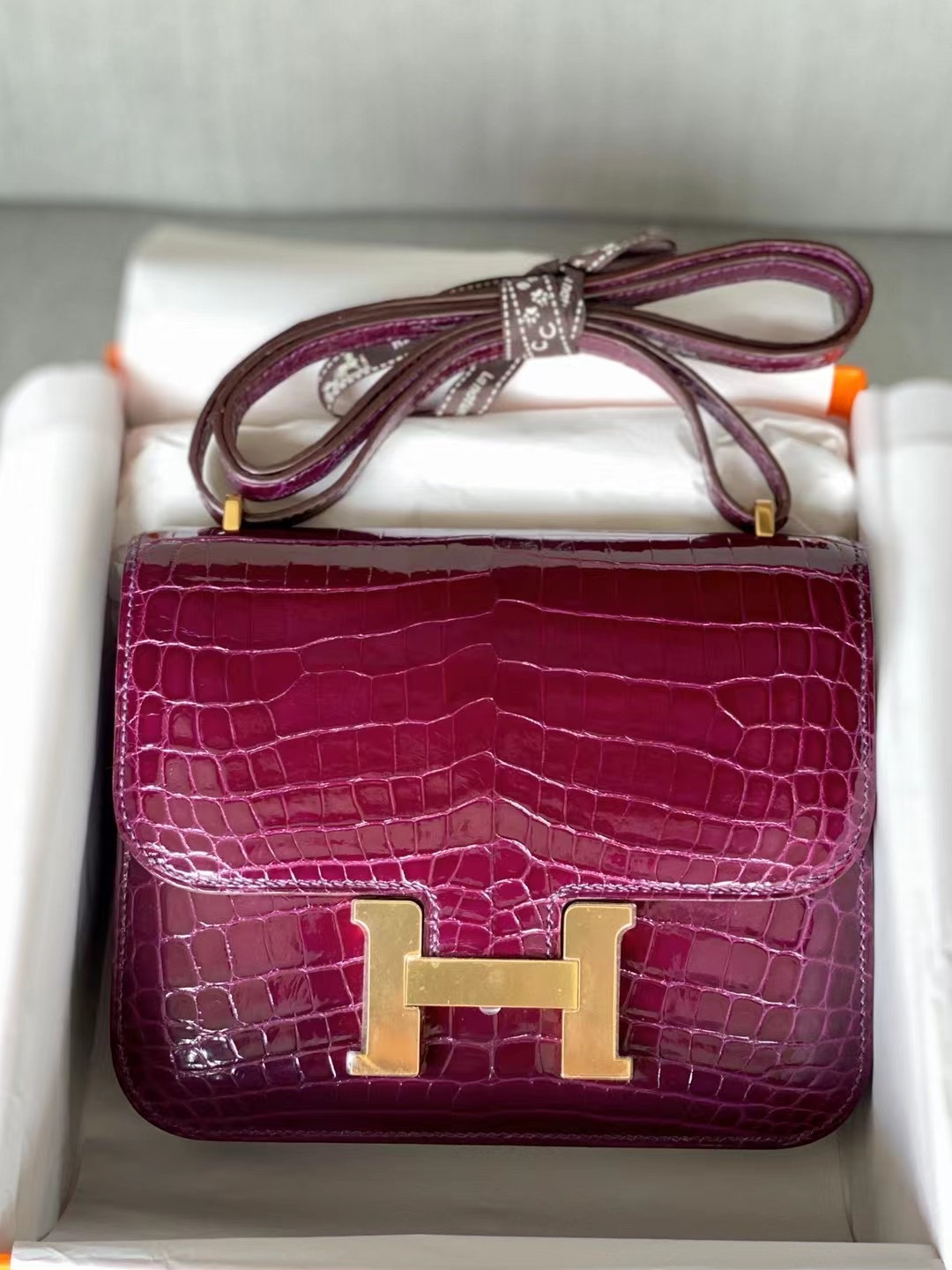 Hong Kong Factory HM Constance 18cm Shiny alligator crocodile L3 Rose Purple 玫瑰紫 金扣